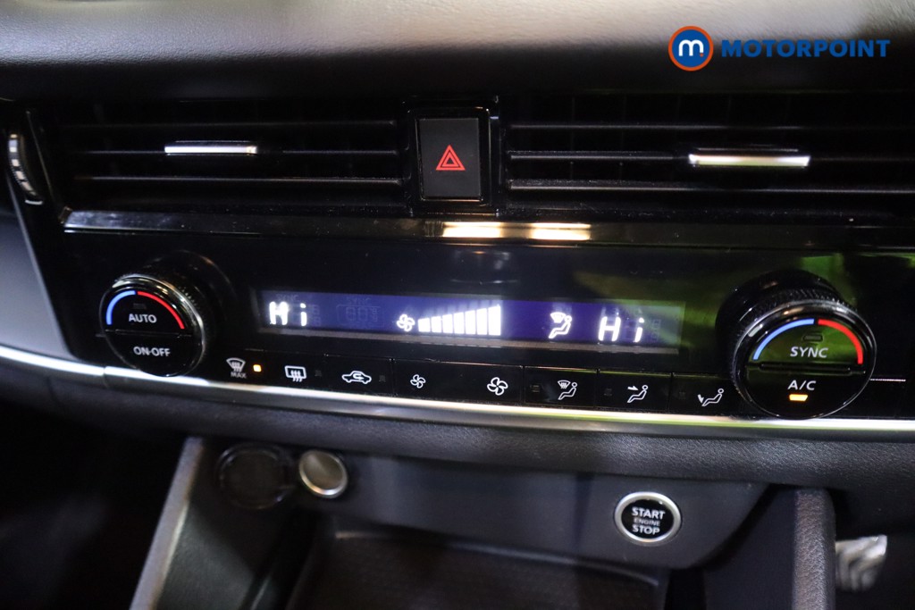 Nissan Qashqai Acenta Premium Manual Petrol SUV - Stock Number (1589448) - 4th supplementary image
