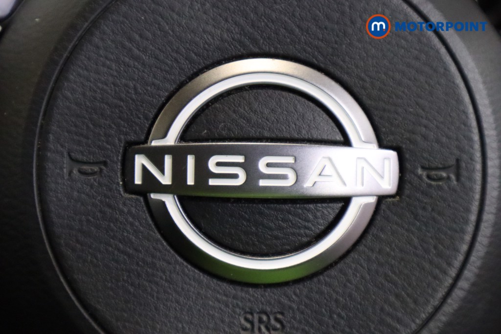 Nissan Qashqai Acenta Premium Manual Petrol SUV - Stock Number (1589448) - 9th supplementary image