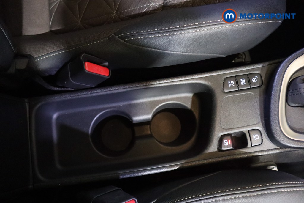 Toyota Yaris Cross Excel Automatic Petrol-Electric Hybrid Estate - Stock Number (1589797) - 7th supplementary image