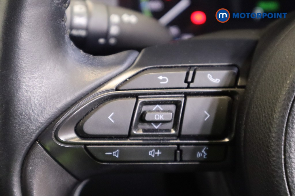 Toyota Yaris Cross Excel Automatic Petrol-Electric Hybrid Estate - Stock Number (1589797) - 9th supplementary image