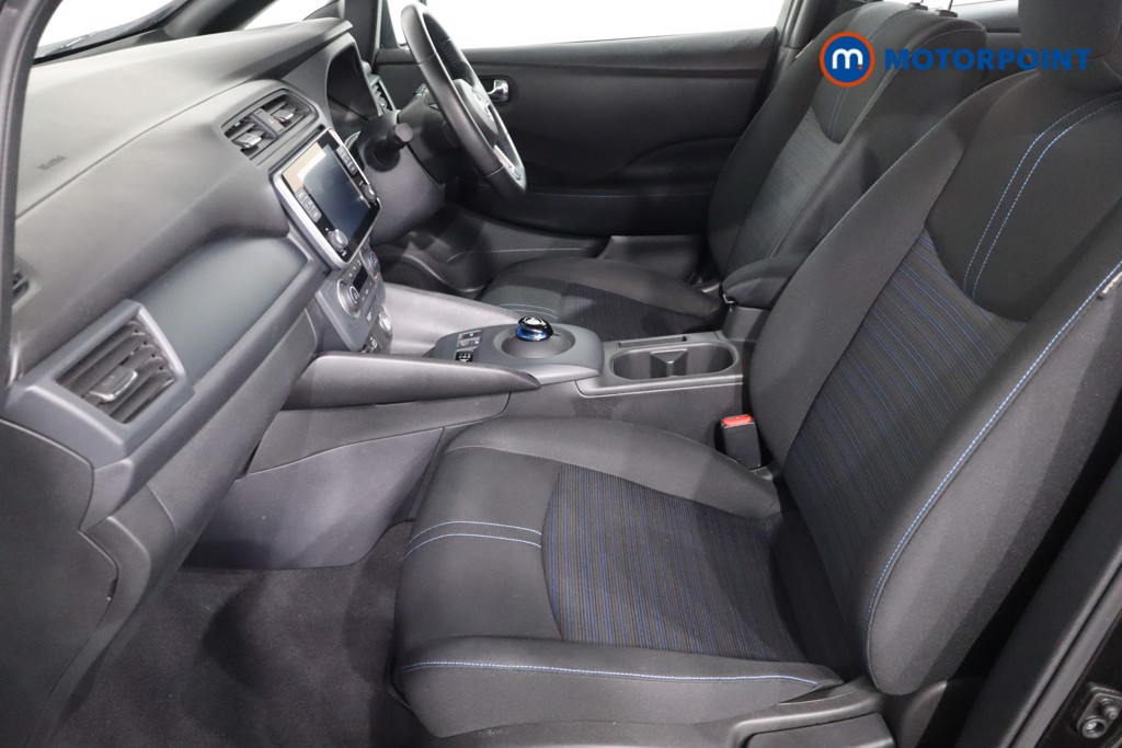 Nissan Leaf Acenta Automatic Electric Hatchback - Stock Number (1589806) - 4th supplementary image