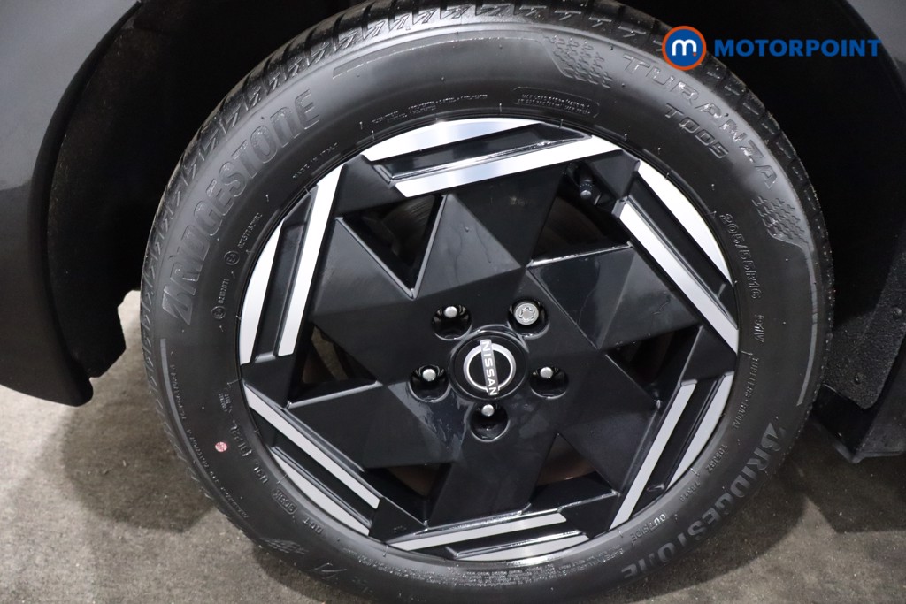 Nissan Leaf Acenta Automatic Electric Hatchback - Stock Number (1589806) - 9th supplementary image