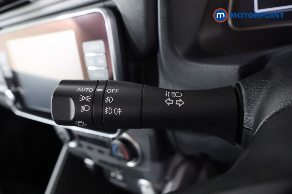 Nissan Leaf Acenta Automatic Electric Hatchback - Stock Number (1589806) - 19th supplementary image