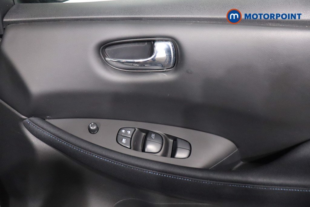 Nissan Leaf Acenta Automatic Electric Hatchback - Stock Number (1589806) - 20th supplementary image