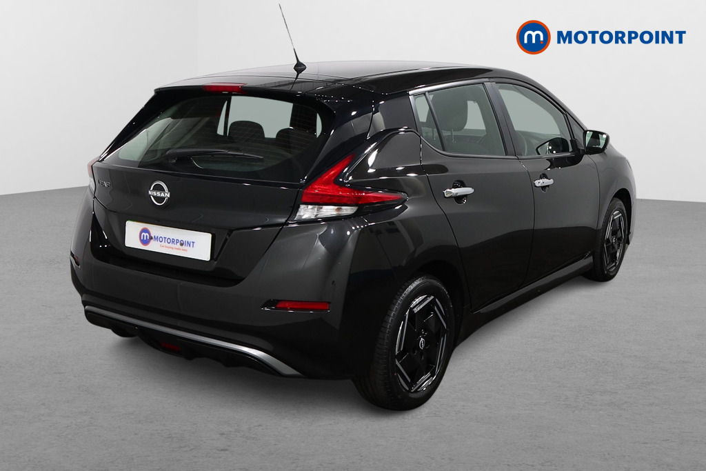 Nissan Leaf Acenta Automatic Electric Hatchback - Stock Number (1589806) - Drivers side rear corner