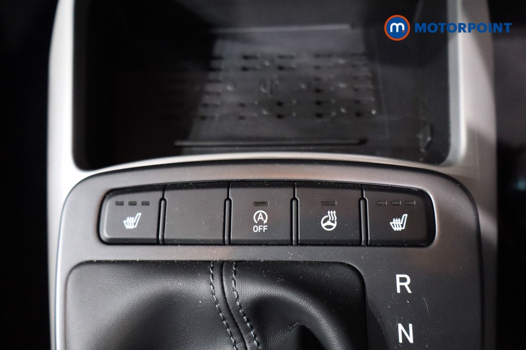 Hyundai I10 Premium Automatic Petrol Hatchback - Stock Number (1589933) - 17th supplementary image