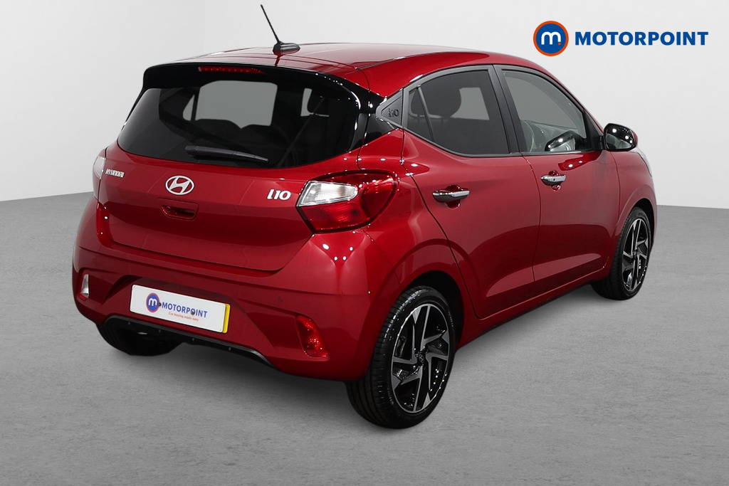 Hyundai I10 Premium Automatic Petrol Hatchback - Stock Number (1589933) - Drivers side rear corner