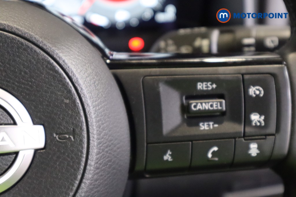 Nissan Qashqai N-Connecta Manual Petrol SUV - Stock Number (1590023) - 10th supplementary image