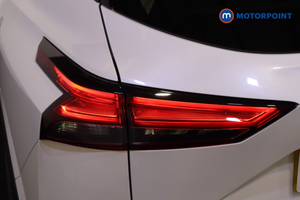 Nissan Qashqai N-Connecta Manual Petrol SUV - Stock Number (1590023) - 22nd supplementary image