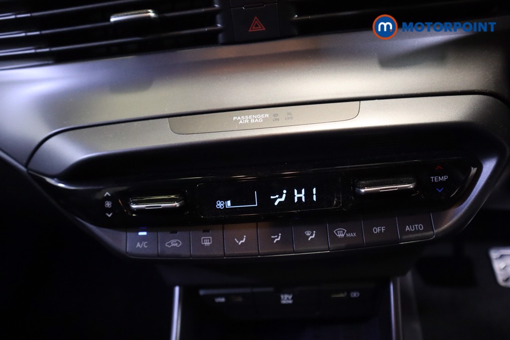 Hyundai Bayon Premium Automatic Petrol SUV - Stock Number (1590130) - 5th supplementary image