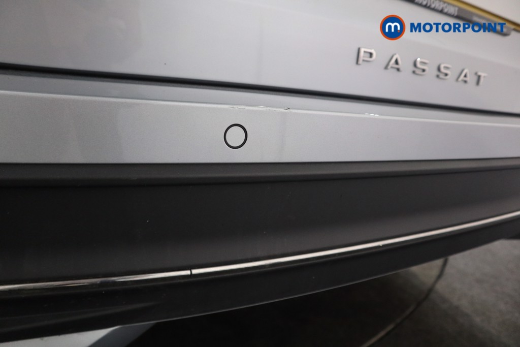 Volkswagen Passat Life Automatic Petrol Plug-In Hybrid Estate - Stock Number (1578123) - 27th supplementary image