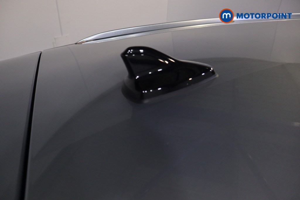 Volkswagen Passat Life Automatic Petrol Plug-In Hybrid Estate - Stock Number (1578123) - 32nd supplementary image