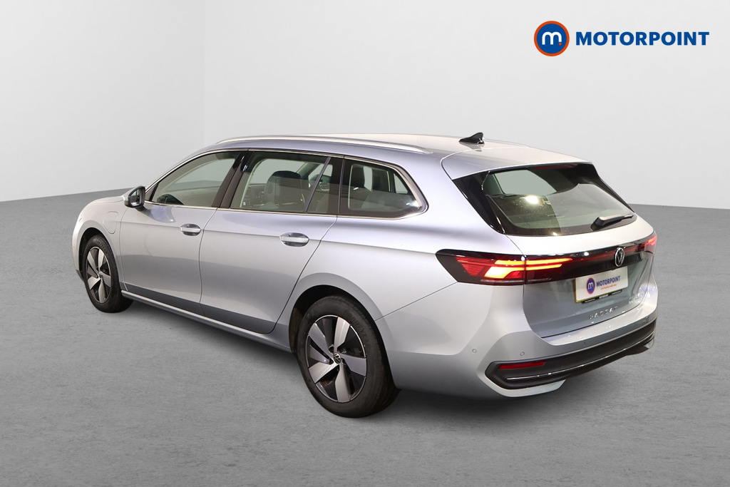 Volkswagen Passat Life Automatic Petrol Plug-In Hybrid Estate - Stock Number (1578123) - Passenger side rear corner