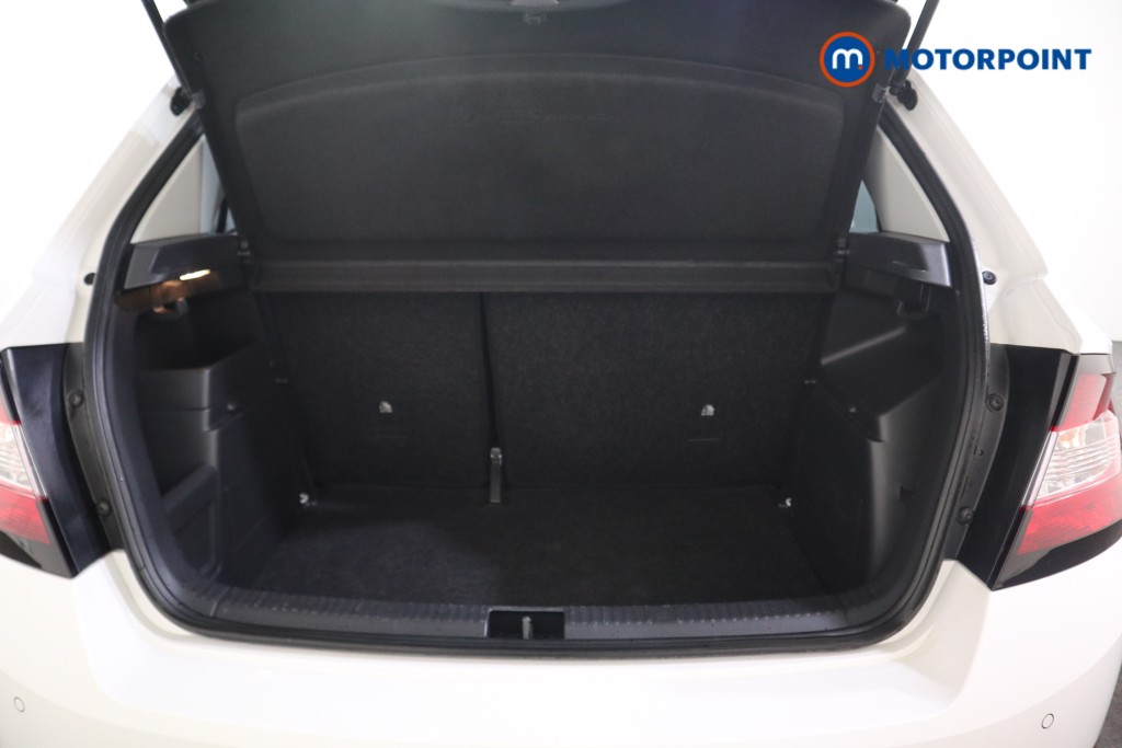 Skoda Fabia Colour Edition Manual Petrol Hatchback - Stock Number (1580373) - 17th supplementary image