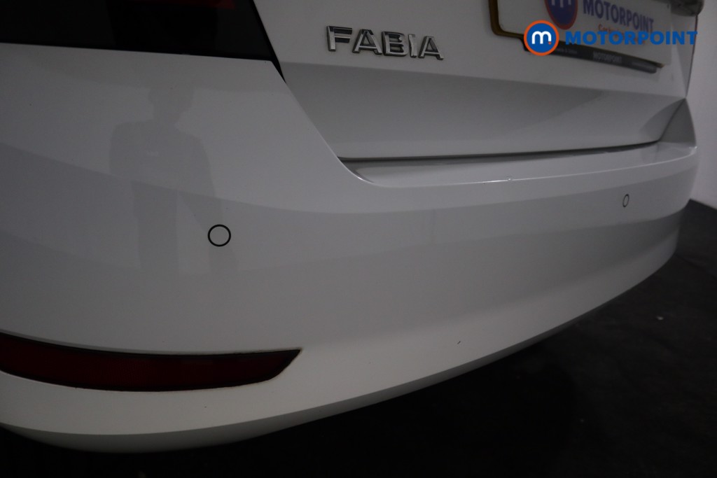 Skoda Fabia Colour Edition Manual Petrol Hatchback - Stock Number (1580373) - 22nd supplementary image