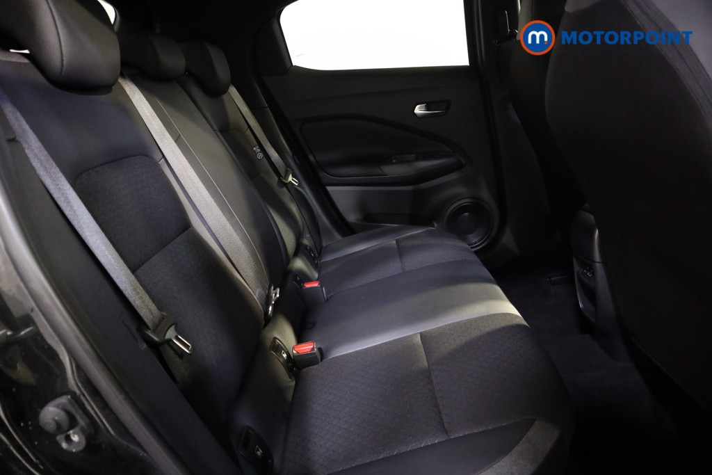 Nissan Juke N-Connecta Automatic Petrol SUV - Stock Number (1582786) - 14th supplementary image