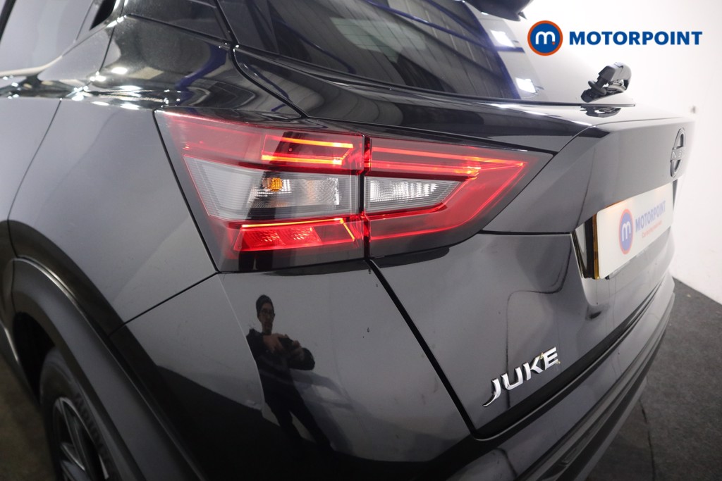 Nissan Juke N-Connecta Automatic Petrol SUV - Stock Number (1582786) - 25th supplementary image