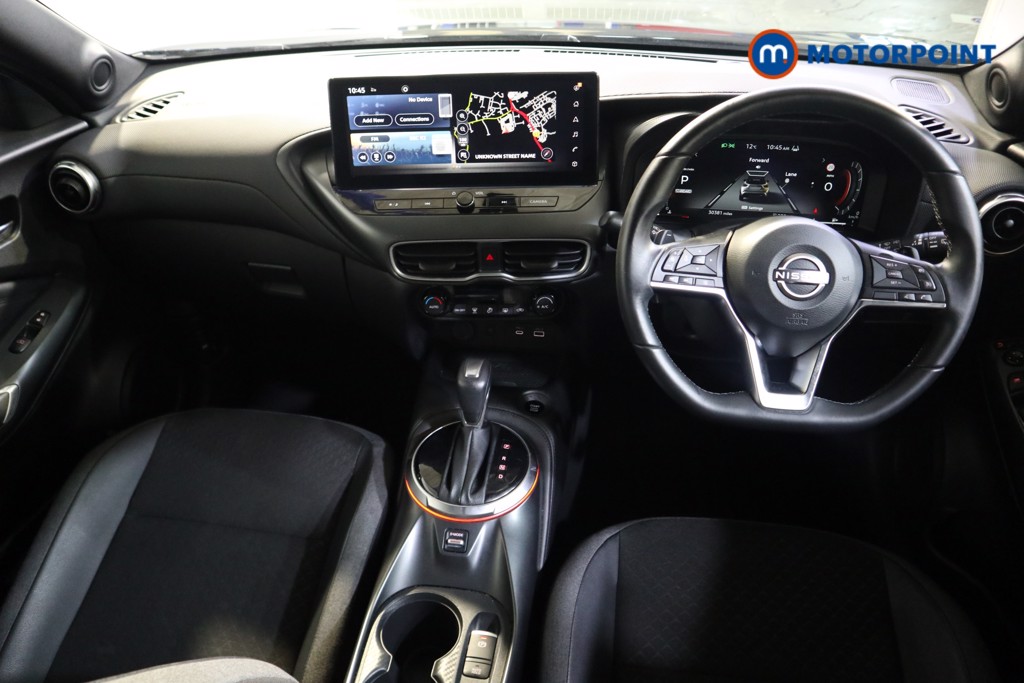 Nissan Juke N-Connecta Automatic Petrol SUV - Stock Number (1582786) - 1st supplementary image
