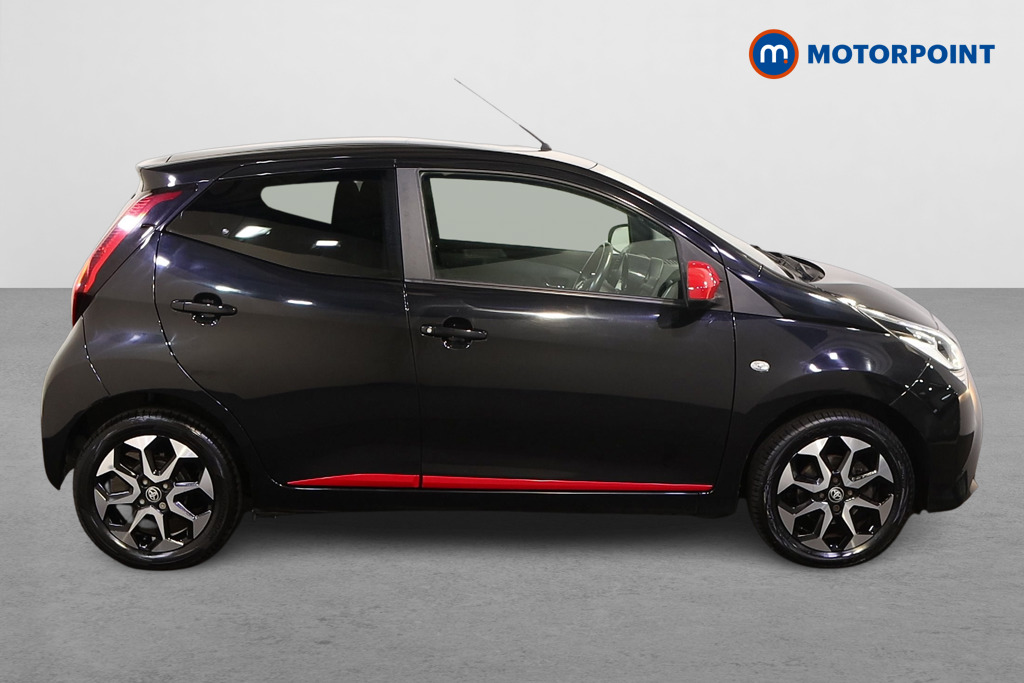 Toyota Aygo X-Trend Manual Petrol Hatchback - Stock Number (1583064) - Drivers side