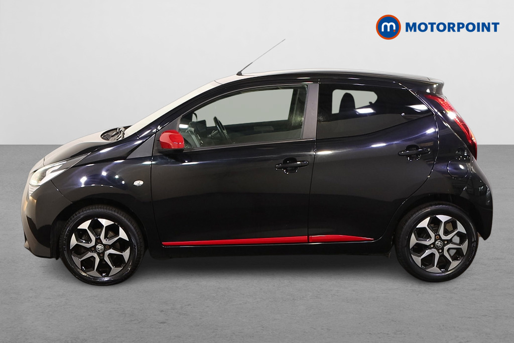 Toyota Aygo X-Trend Manual Petrol Hatchback - Stock Number (1583064) - Passenger side