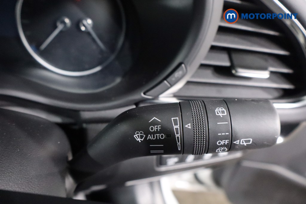 Mazda 3 Exclusive-Line Manual Petrol Hatchback - Stock Number (1583579) - 19th supplementary image