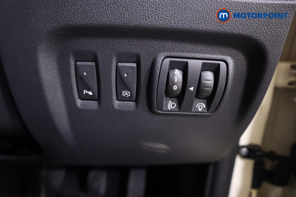 Renault Captur Dynamique S Nav Manual Petrol SUV - Stock Number (1585499) - 11th supplementary image