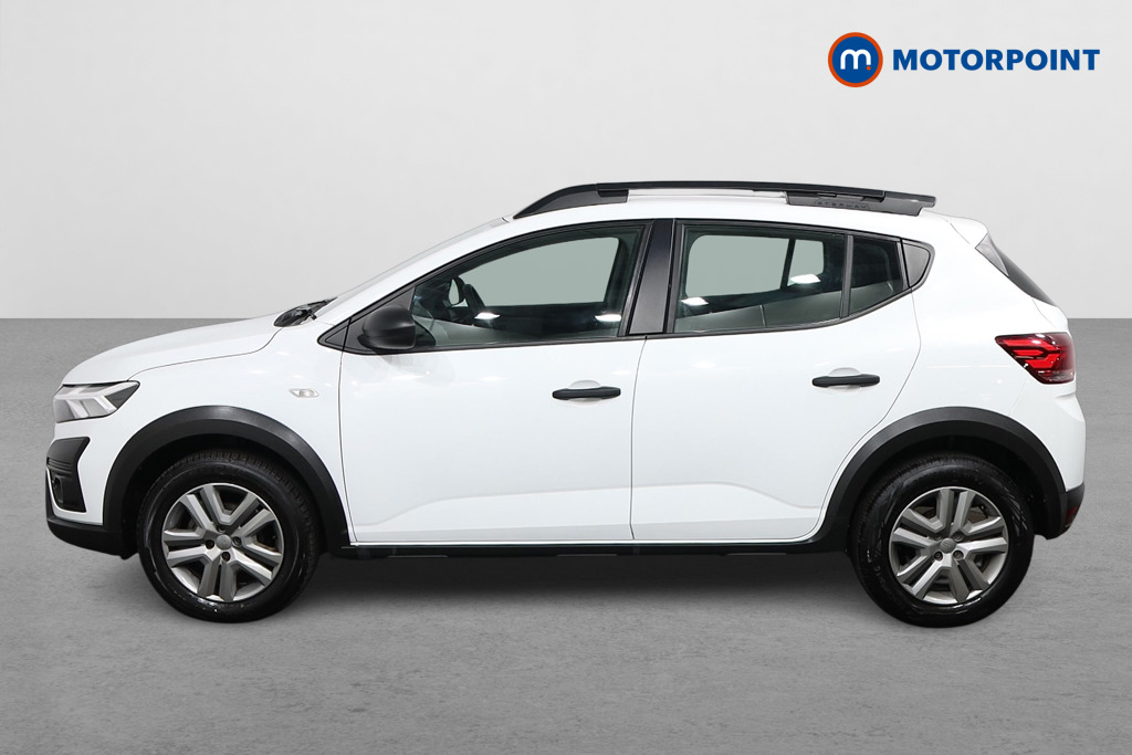 Dacia Sandero Stepway Essential Manual Petrol Hatchback - Stock Number (1586031) - Passenger side