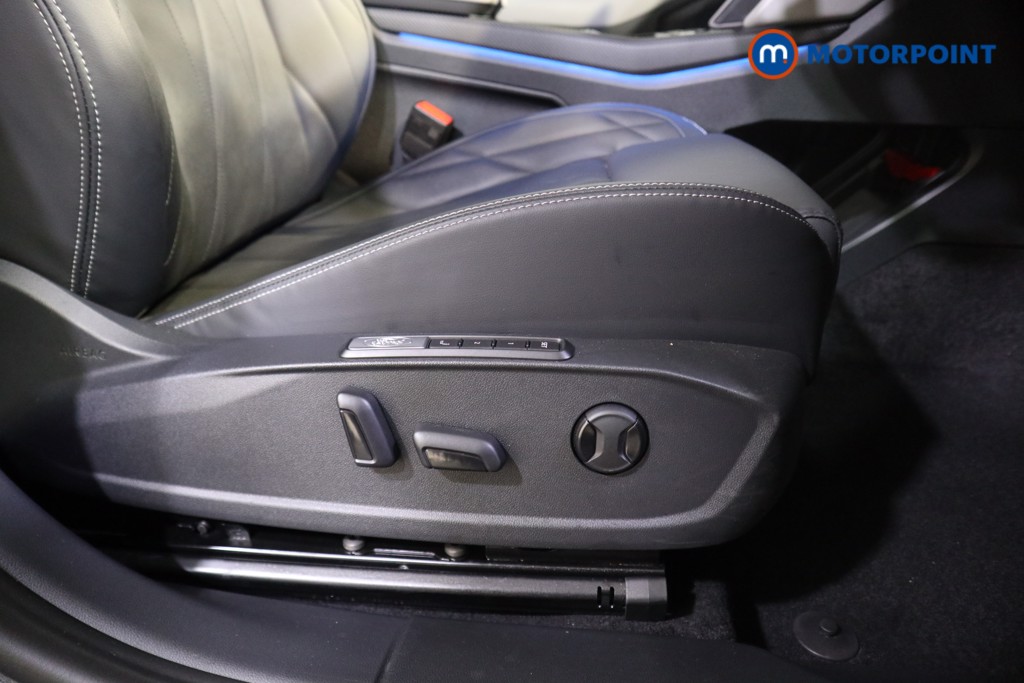 Ford Explorer Premium Automatic Electric SUV - Stock Number (1586071) - 14th supplementary image