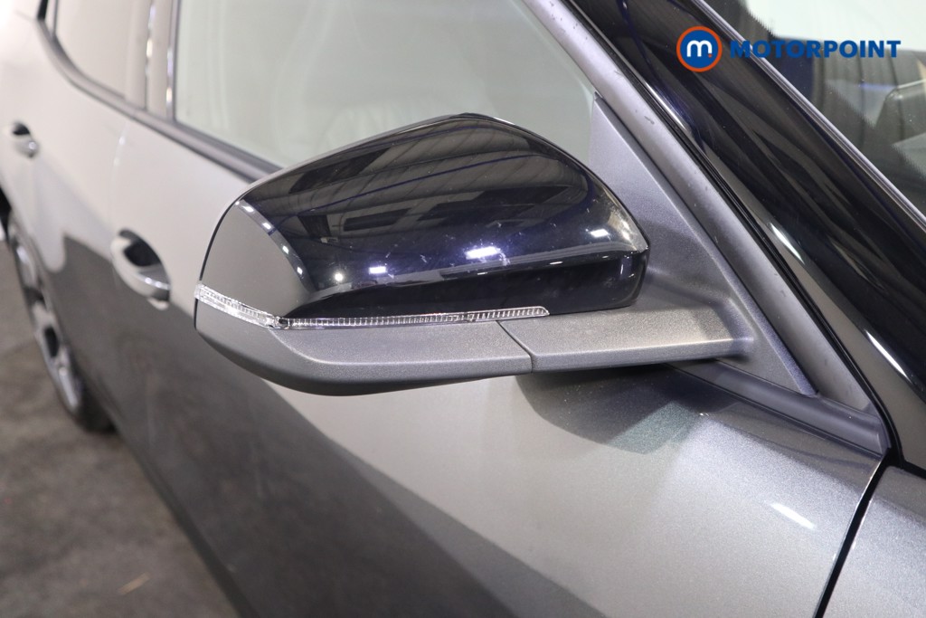 Ford Explorer Premium Automatic Electric SUV - Stock Number (1586071) - 31st supplementary image
