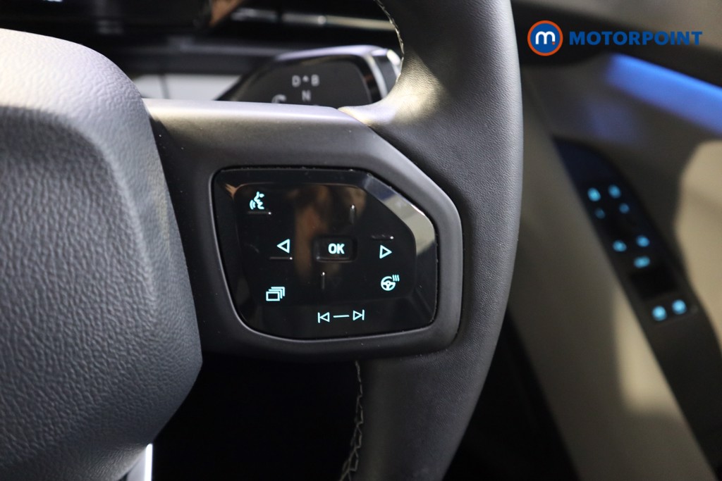 Ford Explorer Premium Automatic Electric SUV - Stock Number (1586079) - 4th supplementary image