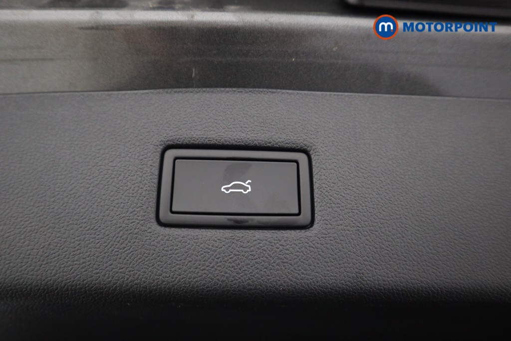 Ford Explorer Premium Automatic Electric SUV - Stock Number (1586079) - 20th supplementary image