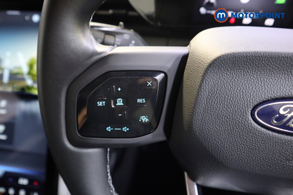 Ford Explorer Premium Automatic Electric SUV - Stock Number (1586082) - 3rd supplementary image