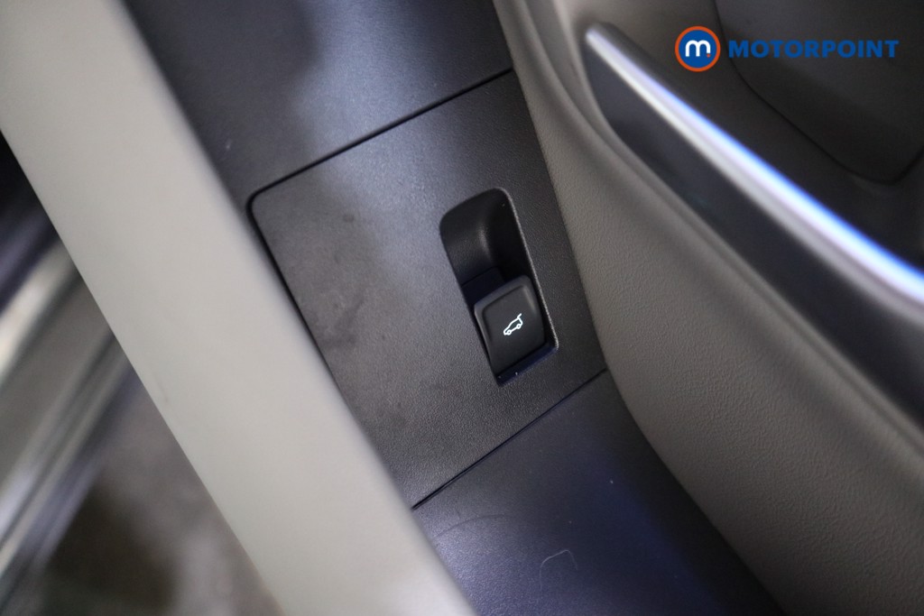 Ford Explorer Premium Automatic Electric SUV - Stock Number (1586082) - 12th supplementary image