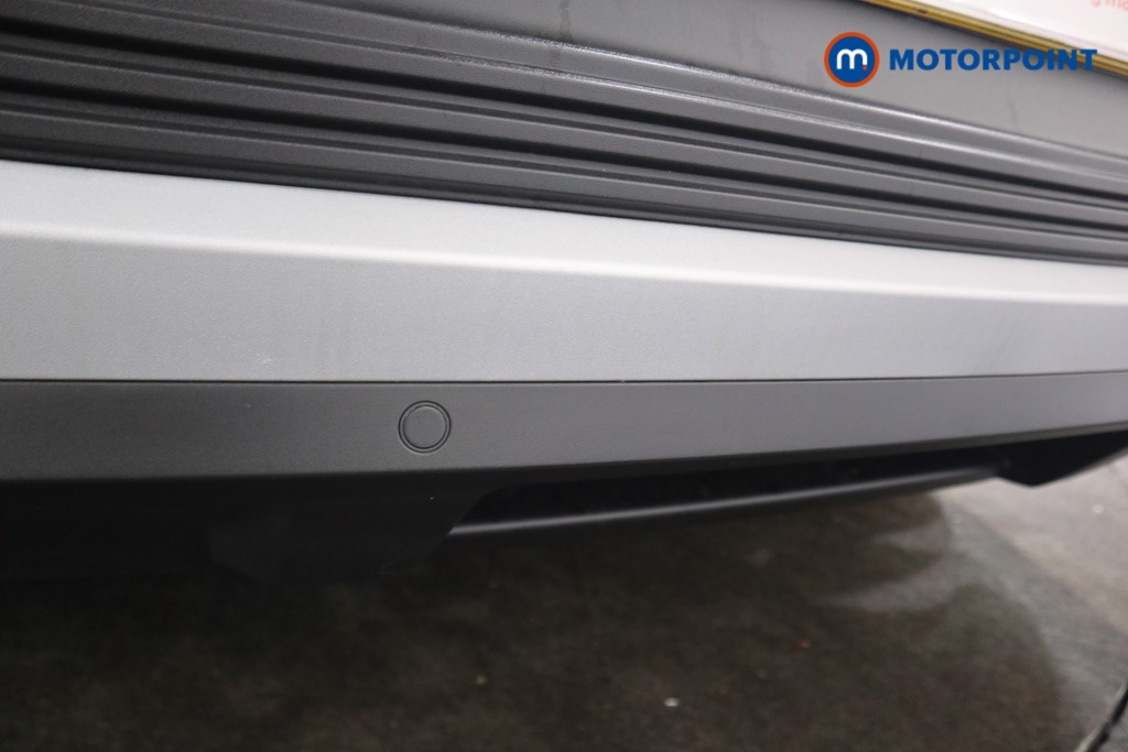 Ford Explorer Premium Automatic Electric SUV - Stock Number (1586082) - 25th supplementary image