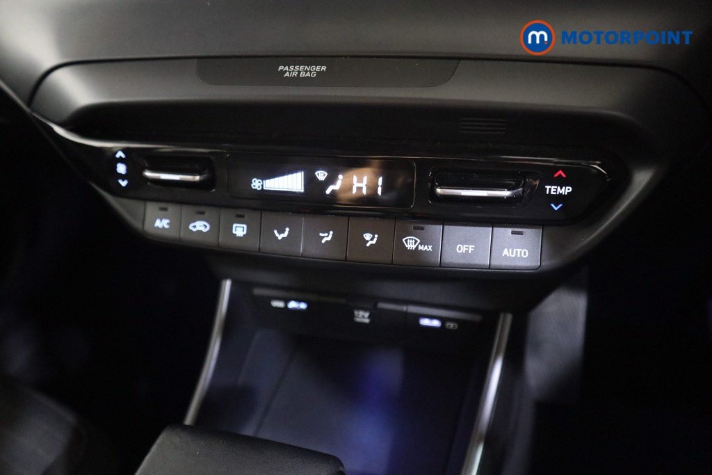 Hyundai I20 Premium Automatic Petrol Hatchback - Stock Number (1586366) - 7th supplementary image