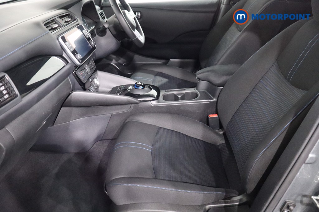 Nissan Leaf N-Connecta Automatic Electric Hatchback - Stock Number (1586953) - 4th supplementary image