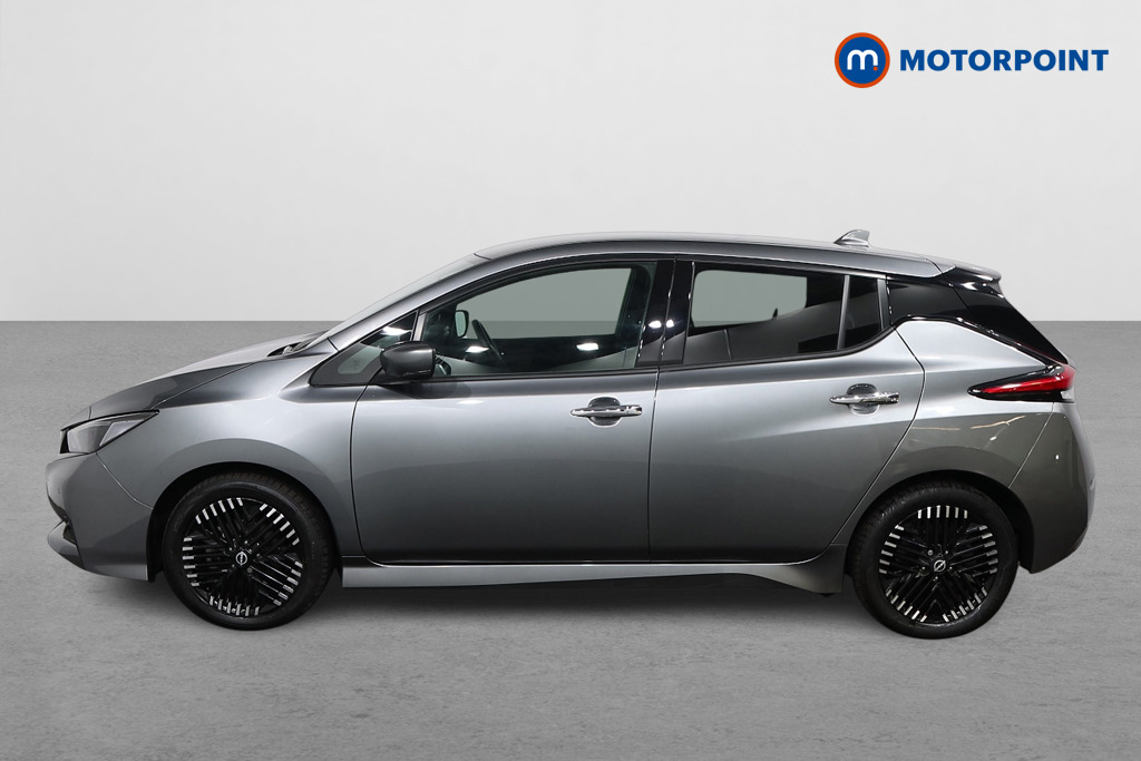 Nissan Leaf N-Connecta Automatic Electric Hatchback - Stock Number (1586953) - Passenger side