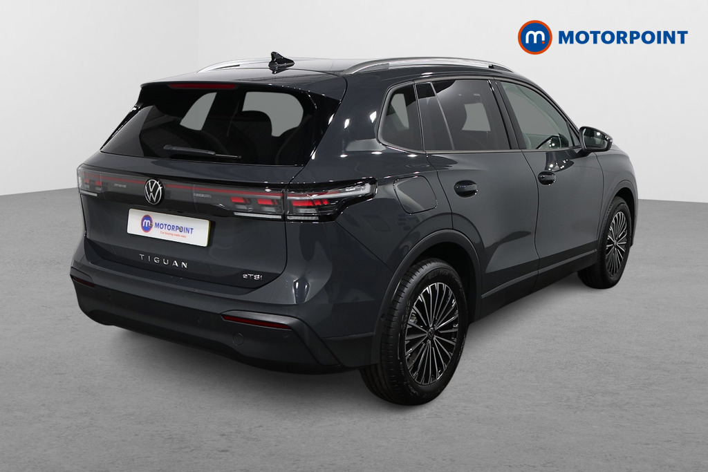 Volkswagen Tiguan Match Automatic Petrol SUV - Stock Number (1587197) - Drivers side rear corner