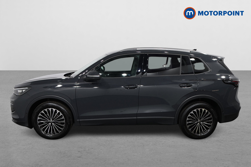 Volkswagen Tiguan Match Automatic Petrol SUV - Stock Number (1587197) - Passenger side