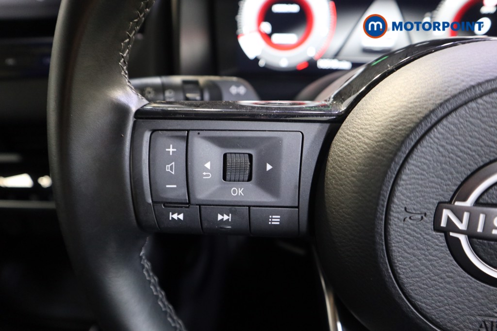 Nissan Qashqai N-Connecta Manual Petrol SUV - Stock Number (1587749) - 3rd supplementary image