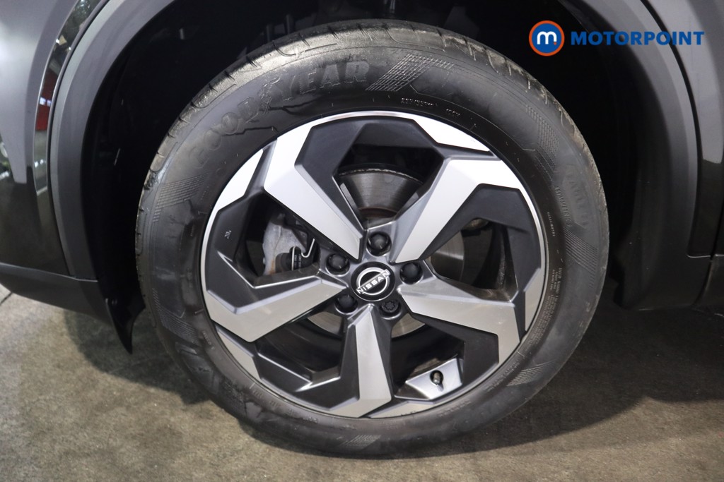 Nissan Qashqai N-Connecta Manual Petrol SUV - Stock Number (1587749) - 21st supplementary image