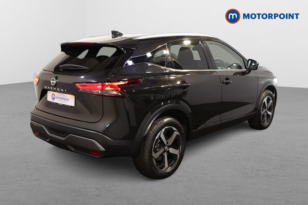 Nissan Qashqai N-Connecta Manual Petrol SUV - Stock Number (1587749) - Drivers side rear corner