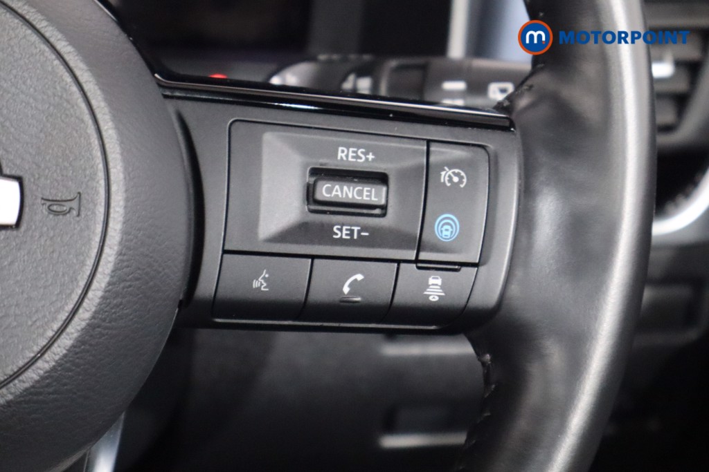 Nissan Qashqai Tekna Manual Petrol SUV - Stock Number (1588153) - 8th supplementary image