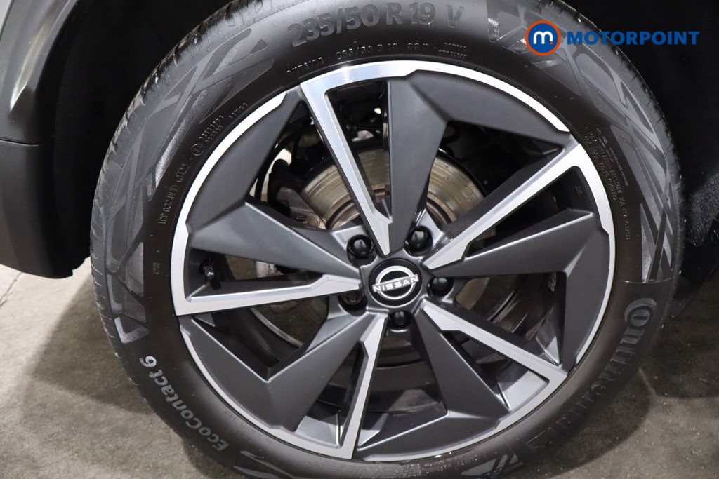 Nissan Qashqai Tekna Manual Petrol SUV - Stock Number (1588153) - 9th supplementary image