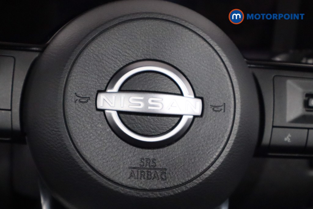 Nissan Qashqai Tekna Manual Petrol SUV - Stock Number (1588153) - 18th supplementary image