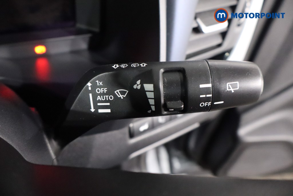 Nissan Qashqai Tekna Manual Petrol SUV - Stock Number (1588153) - 19th supplementary image