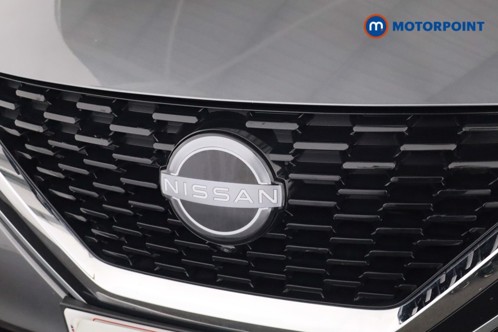 Nissan Qashqai Tekna Manual Petrol SUV - Stock Number (1588153) - 32nd supplementary image