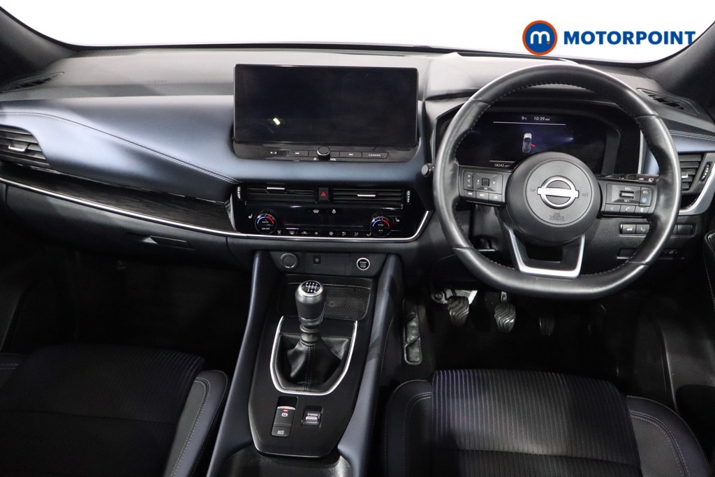 Nissan Qashqai Tekna Manual Petrol SUV - Stock Number (1588153) - 1st supplementary image