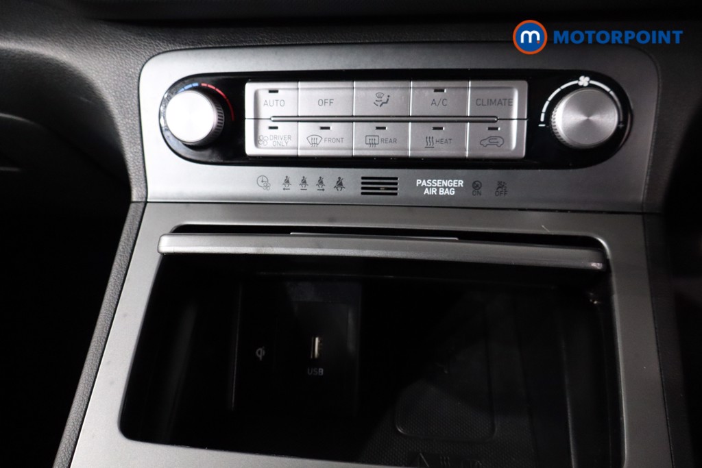 Hyundai Kona Premium Automatic Electric SUV - Stock Number (1588472) - 16th supplementary image