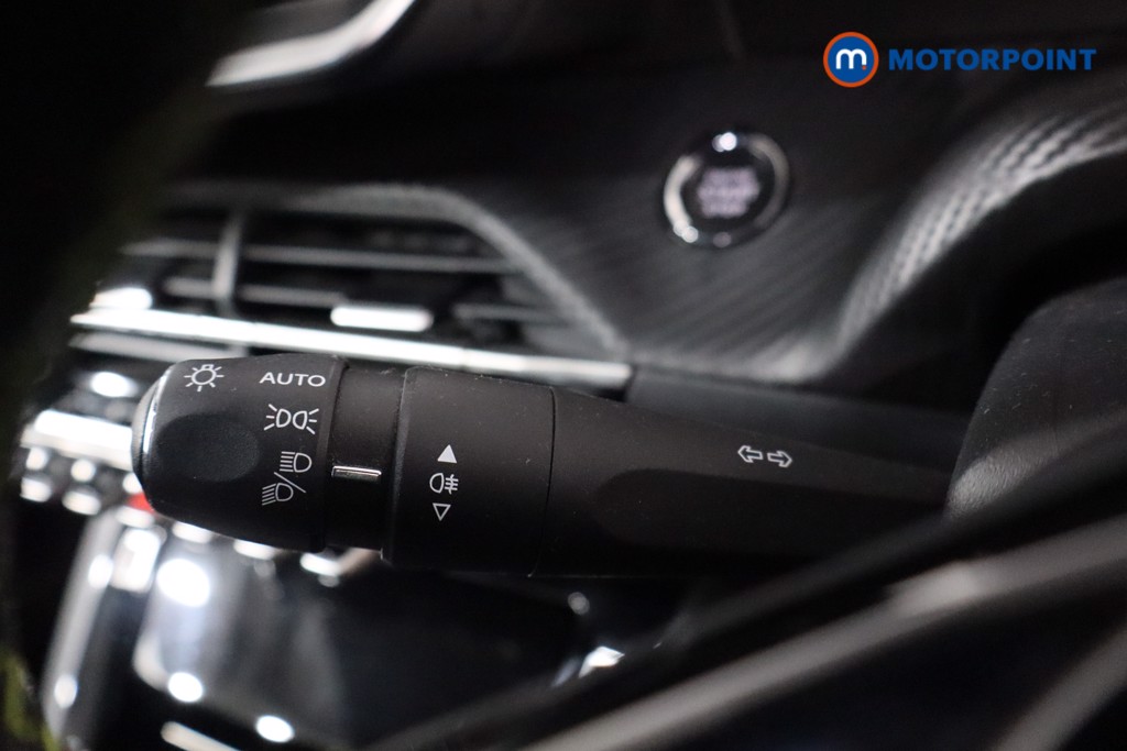 Peugeot 2008 Gt Premium Automatic Electric SUV - Stock Number (1588582) - 17th supplementary image